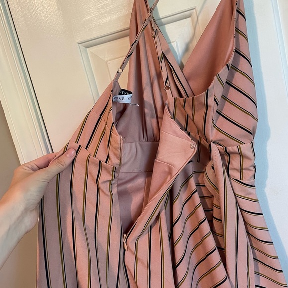 Romper - Picture 3 of 4